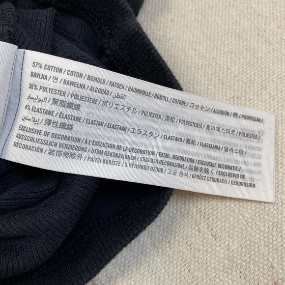 90s Abercrombie & Fitch Black Ribbed Square Neck Tank - Picture 7 of 7